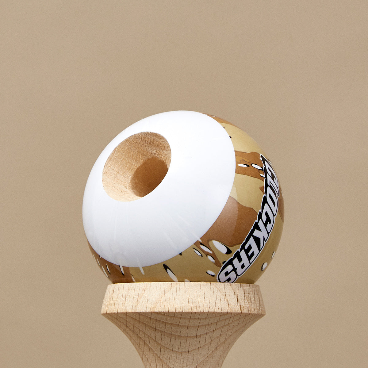 • KROM KENDAMA • CLOCKERS