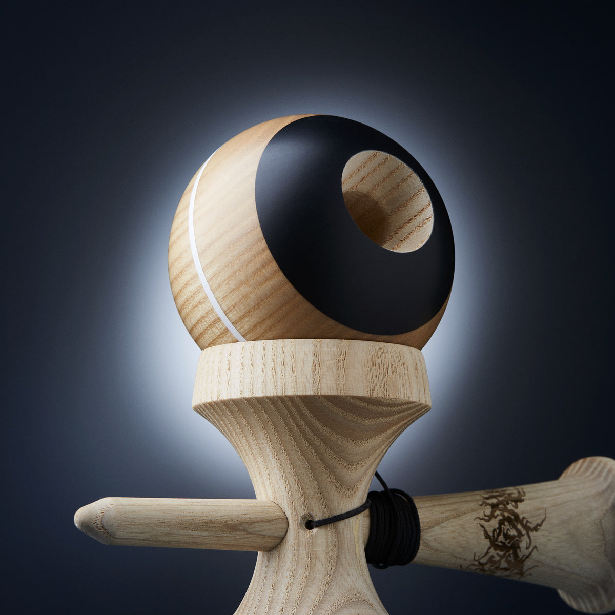 • KROM KENDAMA • SD3 ECLIPSE • LUSH clear