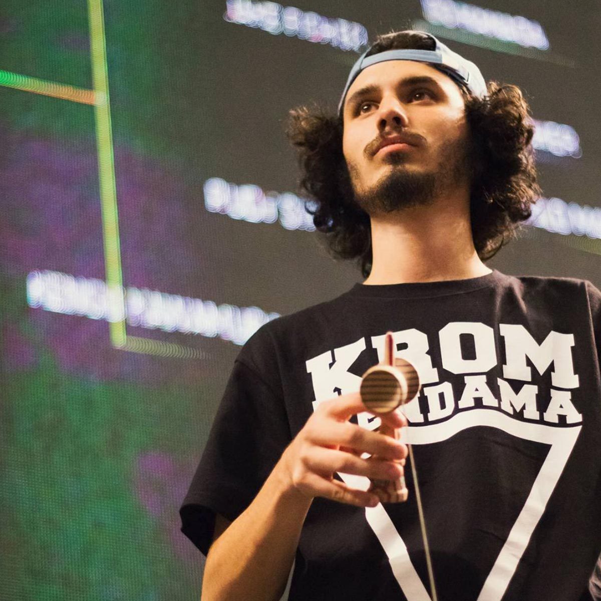• KROM KENDAMA • BONZ ATRON