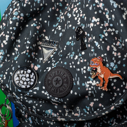 SMILEY METAL PIN