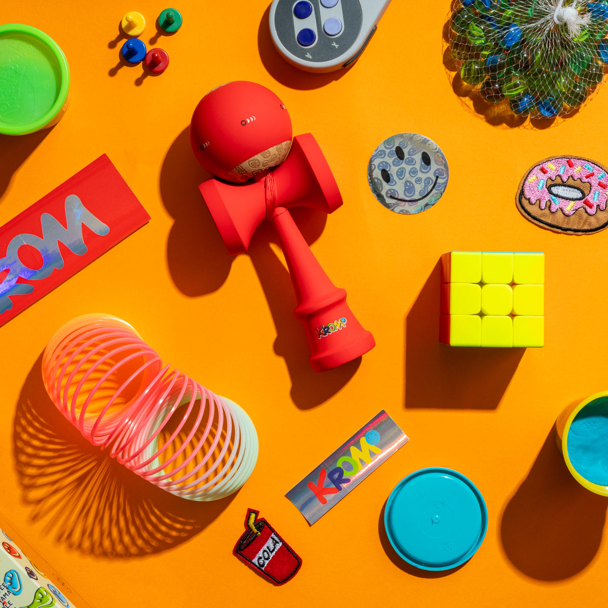 KOLOR RED – KROM